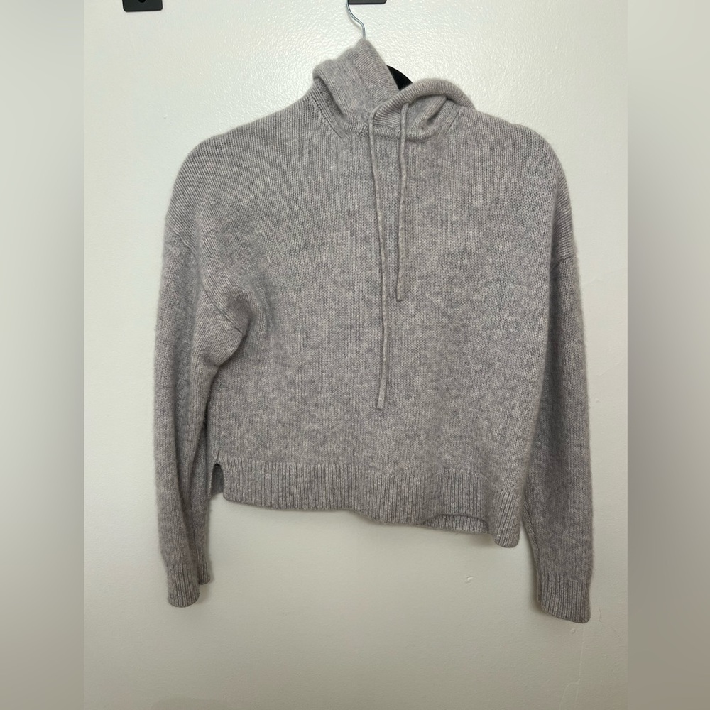 Aritzia Cashmere Hoodie Size S